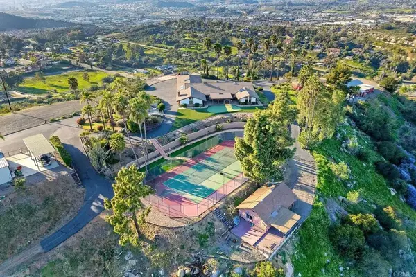 San Ysidro residential homes near border area for house cleaning services 2